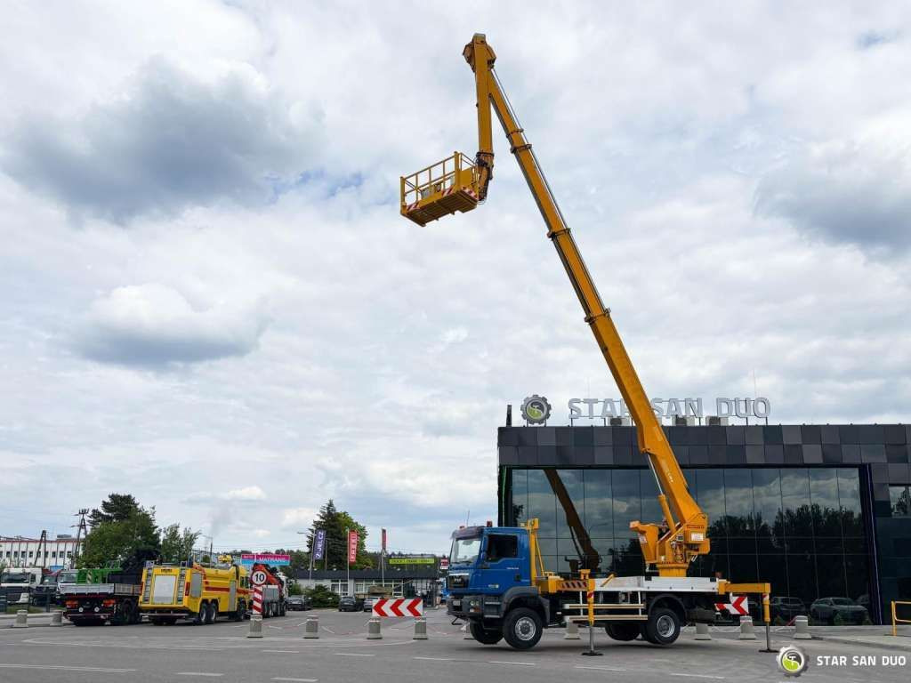 MAN TGM 18.330 4x4 MULTITEL J335 Truck Mounted Lift - Billift: bilde 5 MAN TGM 18.330 4x4 MULTITEL J335 Truck Mounted Lift - Billift: bilde 5