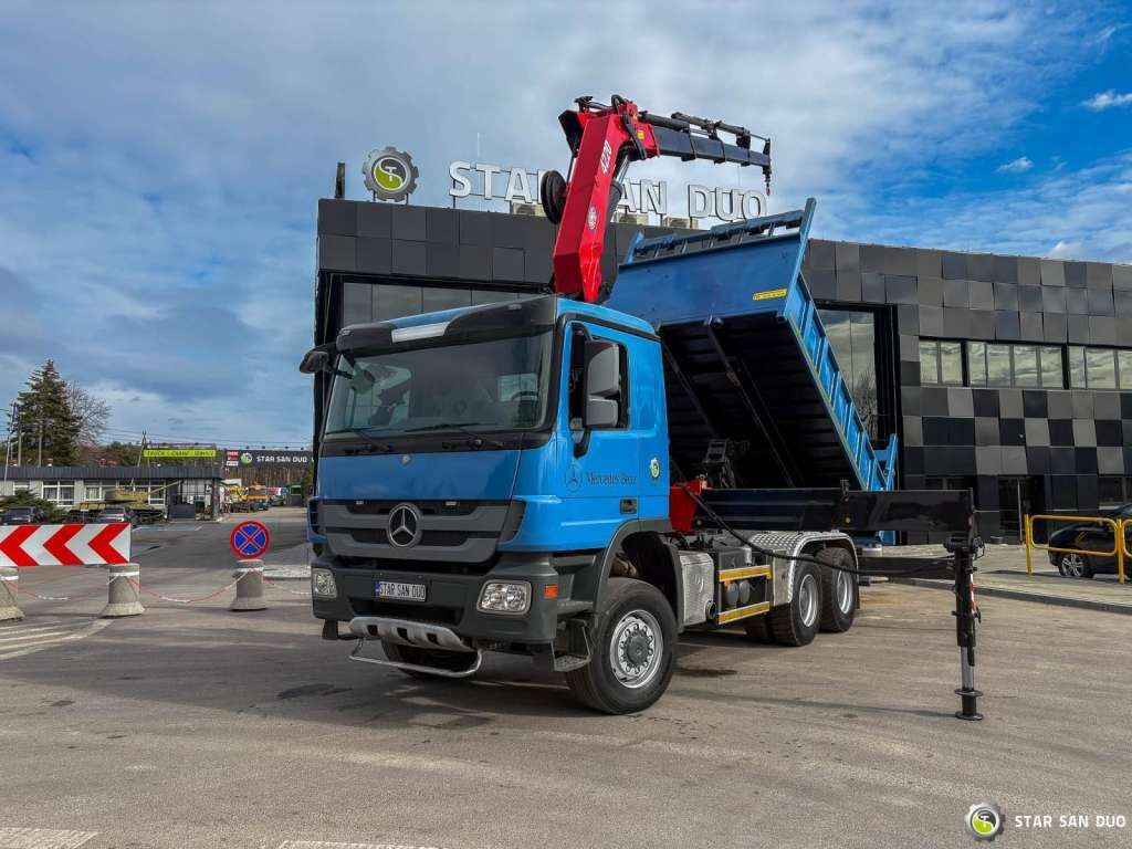 Mercedes-Benz ACTROS 3341 6x6 HMF 4220 K4 CRANE KIPPER - Kranbil: bilde 5 Mercedes-Benz ACTROS 3341 6x6 HMF 4220 K4 CRANE KIPPER - Kranbil: bilde 5