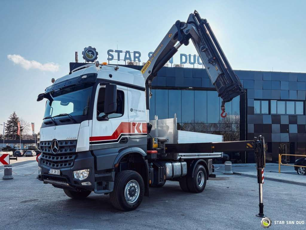 Mercedes-Benz AROCS 1851 4x4 PALFINGER PK 20002 Crane Kran - Kranbil: bilde 1 Mercedes-Benz AROCS 1851 4x4 PALFINGER PK 20002 Crane Kran - Kranbil: bilde 1