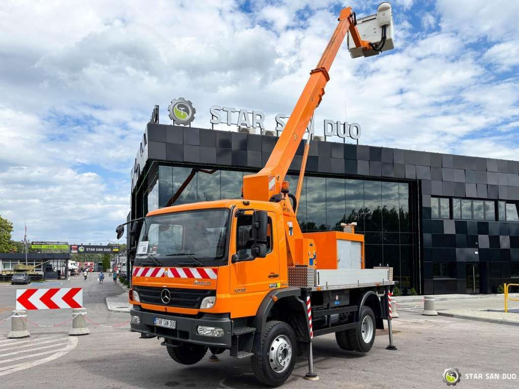 Mercedes-Benz ATEGO 4x4 1018 WUMAG WT 170 Platform Lift 17m - Billift: bilde 1 Mercedes-Benz ATEGO 4x4 1018 WUMAG WT 170 Platform Lift 17m - Billift: bilde 1