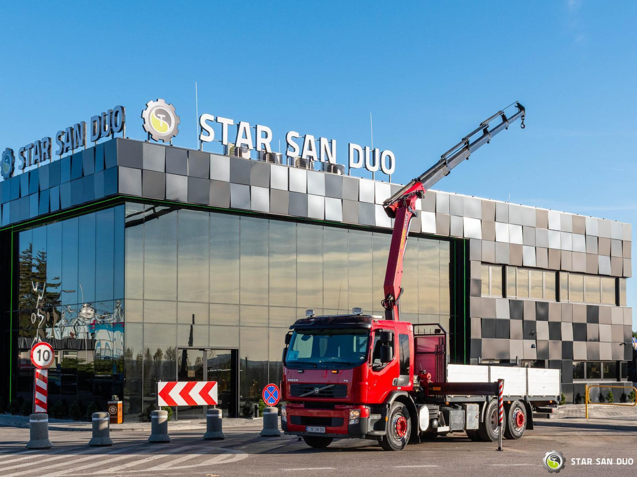 - Kranbil: bilde 1 - Kranbil: bilde 1