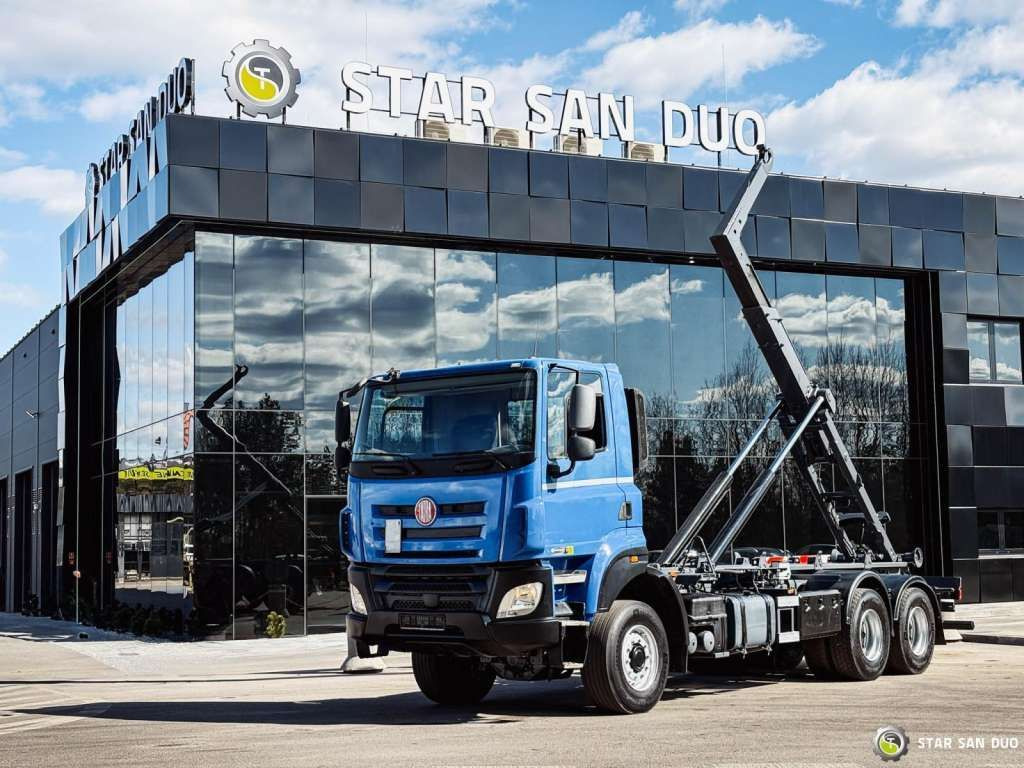 Tatra T158 PHOENIX 6x6 Euro 6 - Chassis lastebil: bilde 1 Tatra T158 PHOENIX 6x6 Euro 6 - Chassis lastebil: bilde 1