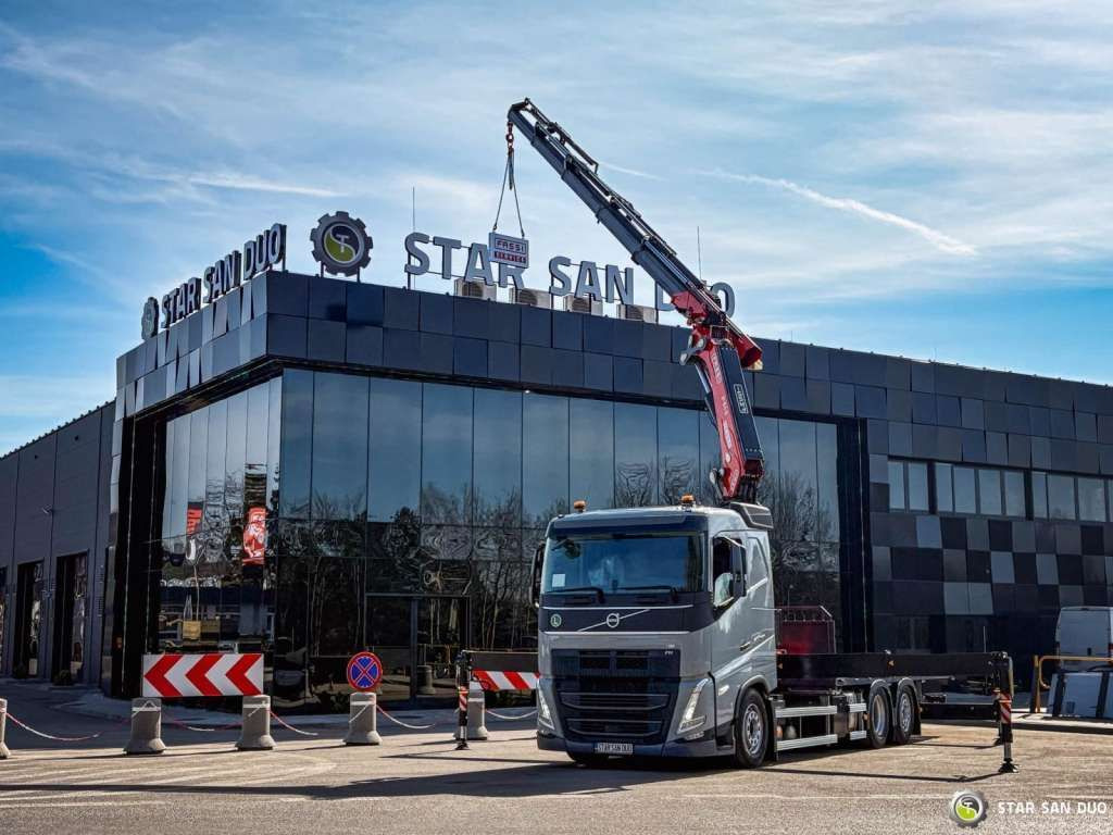 Volvo FH 500 6x2 FASSI F545R.A.2.25 CRANE KRAN NEW !! - Kranbil: bilde 2 Volvo FH 500 6x2 FASSI F545R.A.2.25 CRANE KRAN NEW !! - Kranbil: bilde 2