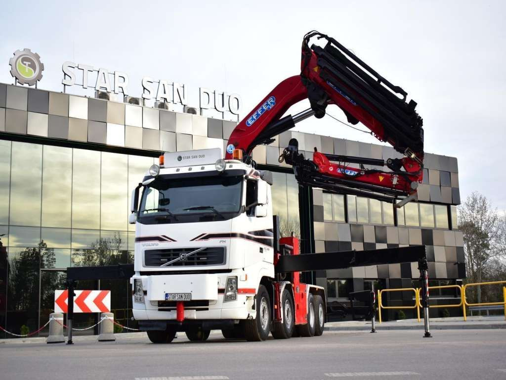 Volvo FH 520 8x2 EFFER 850 Fly Jib Winch 5th - Kranbil, Trekkvogn: bilde 2 Volvo FH 520 8x2 EFFER 850 Fly Jib Winch 5th - Kranbil, Trekkvogn: bilde 2