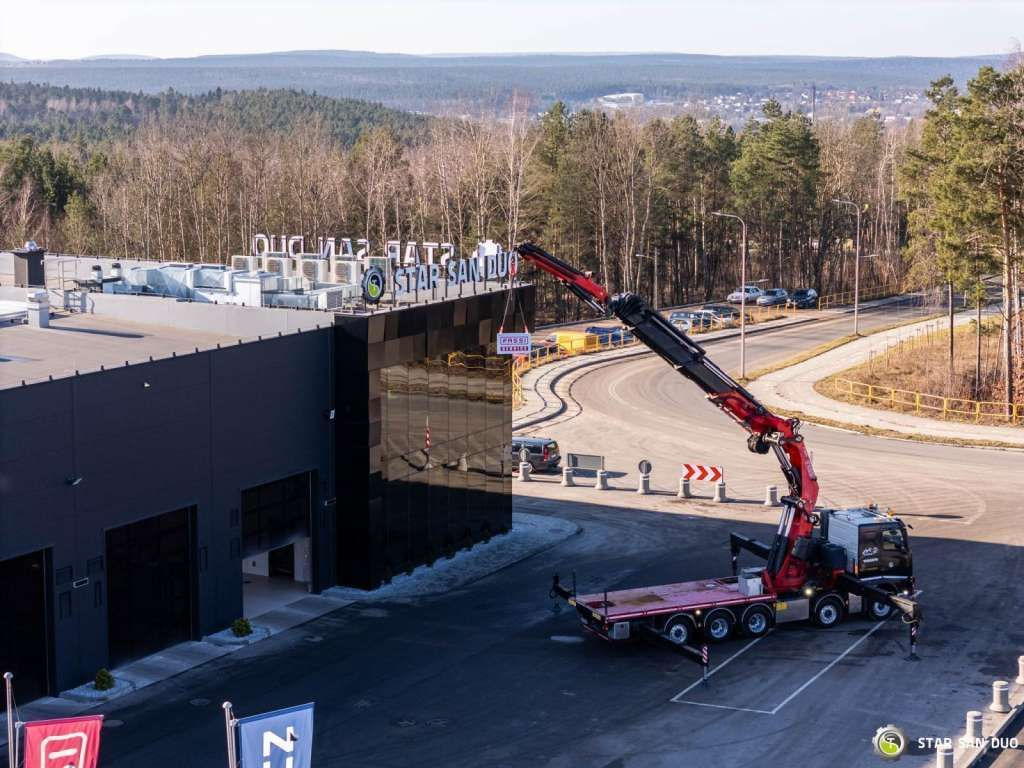 Volvo FH 540 10x4 FASSI F1950 FLY JIB WINCH 46m !!! Volvo FH 540 10x4 FASSI F1950 FLY JIB WINCH 46m !!! - Kranbil: bilde 3 Volvo FH 540 10x4 FASSI F1950 FLY JIB WINCH 46m !!! Volvo FH 540 10x4 FASSI F1950 FLY JIB WINCH 46m !!! - Kranbil: bilde 3