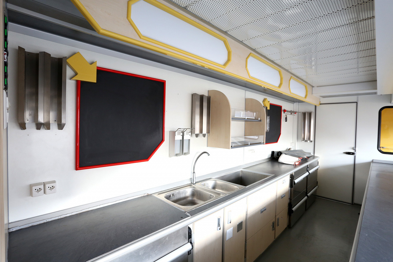 Verkaufsanhänger BORCO HÖHNS - Salgsvogn: bilde 5 Verkaufsanhänger BORCO HÖHNS - Salgsvogn: bilde 5