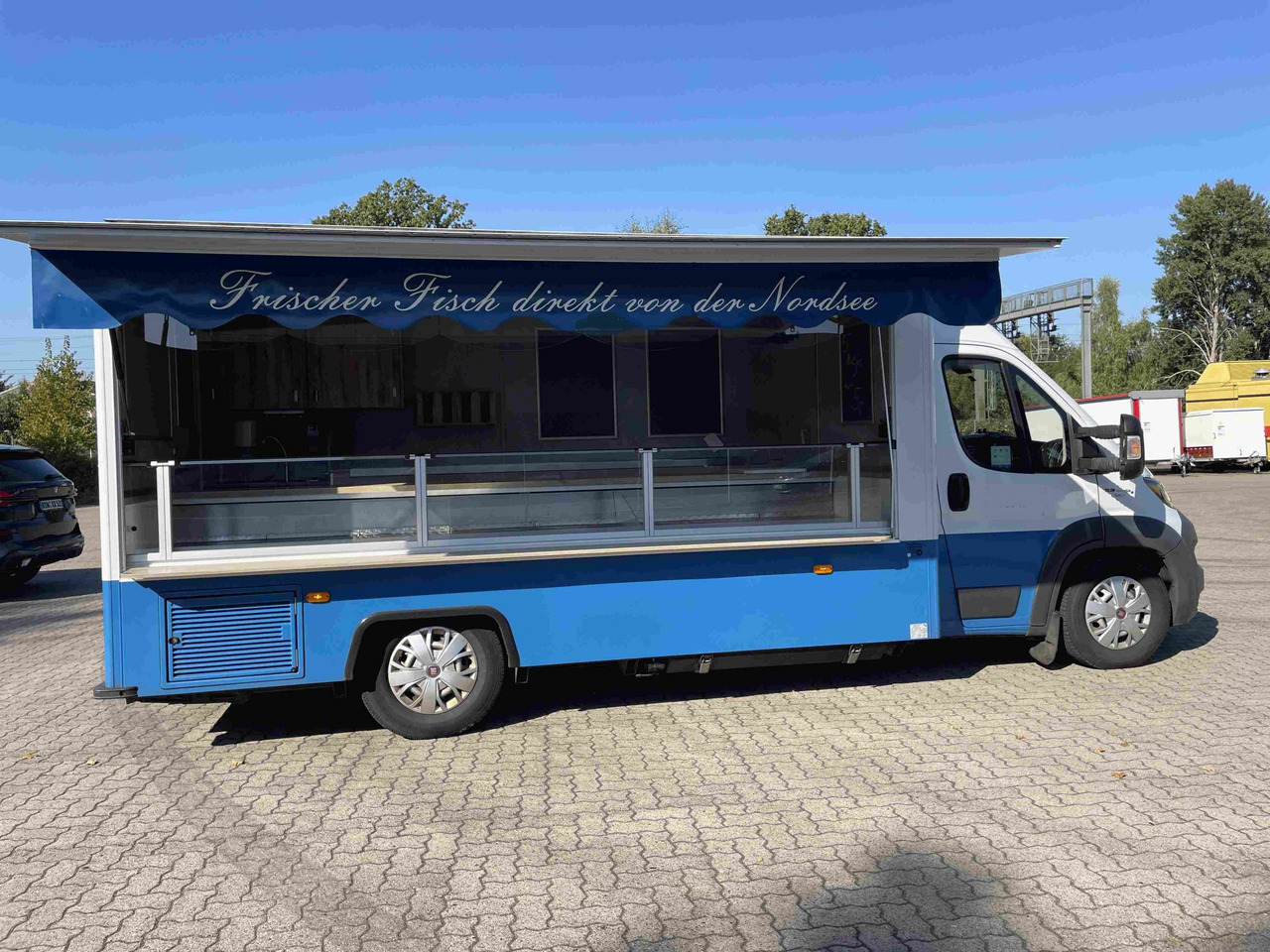 Wochenmarktmobil BORCO HÖHNS - Matbil: bilde 1 Wochenmarktmobil BORCO HÖHNS - Matbil: bilde 1