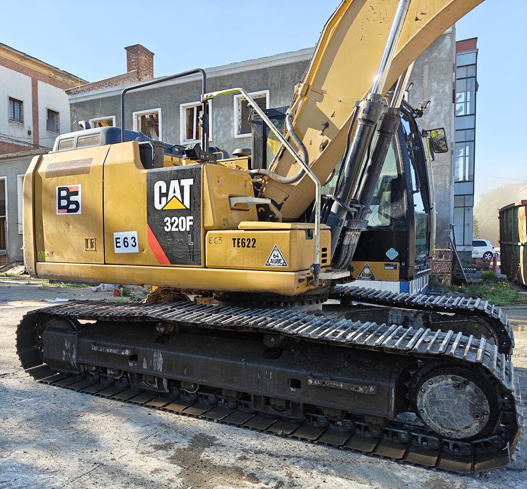 CATERPILLAR 320 F - Beltegraver: bilde 1 CATERPILLAR 320 F - Beltegraver: bilde 1