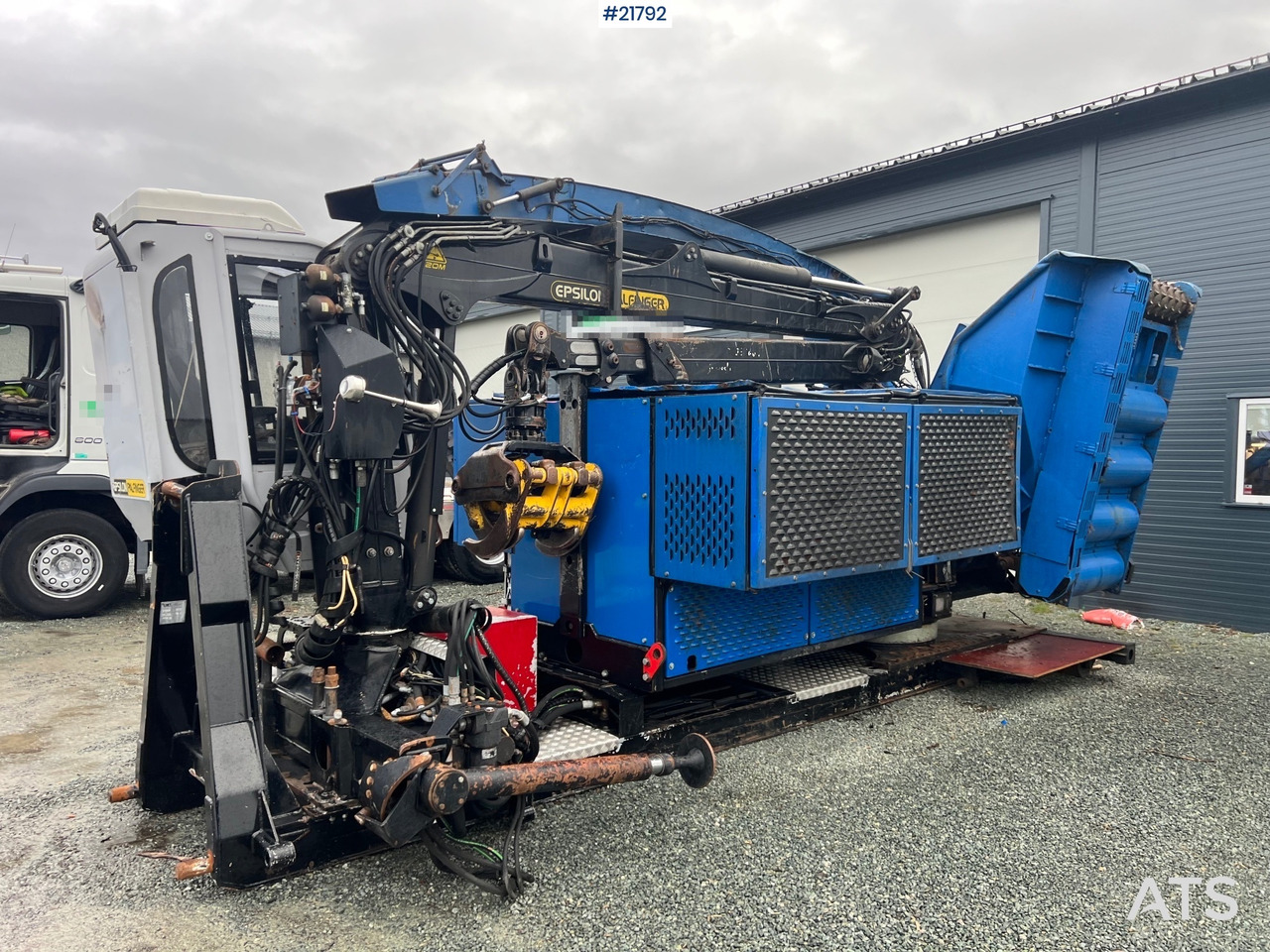 Bruks 806st Bio tre kverner m/ Epsilon palfinger m120l97 tømmerkrane - Flismaskin: bilde 1 Bruks 806st Bio tre kverner m/ Epsilon palfinger m120l97 tømmerkrane - Flismaskin: bilde 1