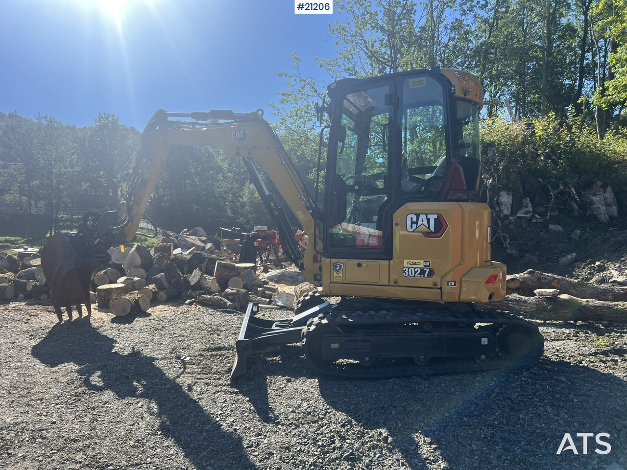 Caterpillar 302.7 CR gravemaskin m/ rototilt, pusseskuff,graveskuffe,klype og grøfteskuffe - Minigraver: bilde 4 Caterpillar 302.7 CR gravemaskin m/ rototilt, pusseskuff,graveskuffe,klype og grøfteskuffe - Minigraver: bilde 4