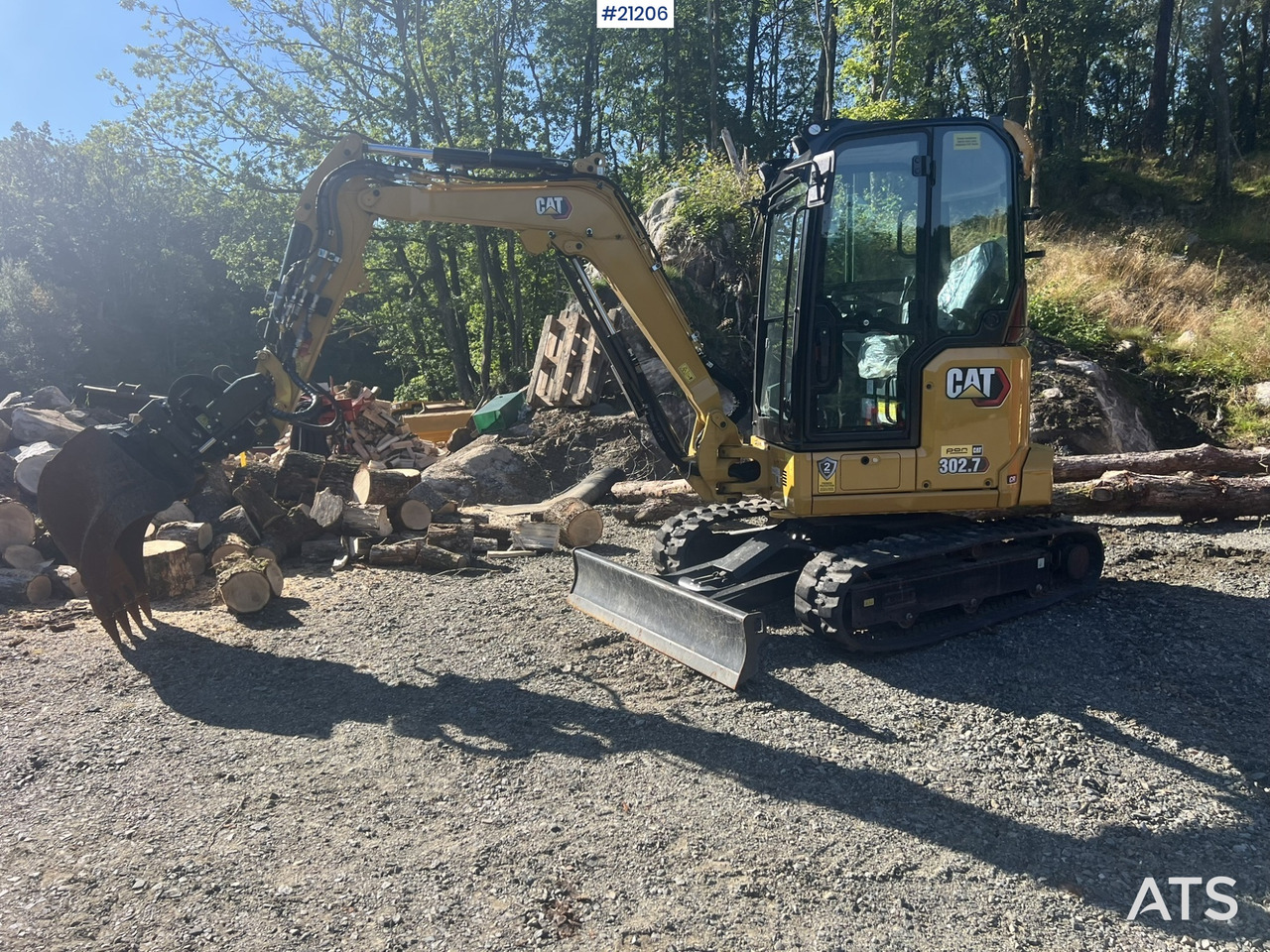 Caterpillar 302.7 CR gravemaskin m/ rototilt, pusseskuff,graveskuffe,klype og grøfteskuffe - Minigraver: bilde 5 Caterpillar 302.7 CR gravemaskin m/ rototilt, pusseskuff,graveskuffe,klype og grøfteskuffe - Minigraver: bilde 5