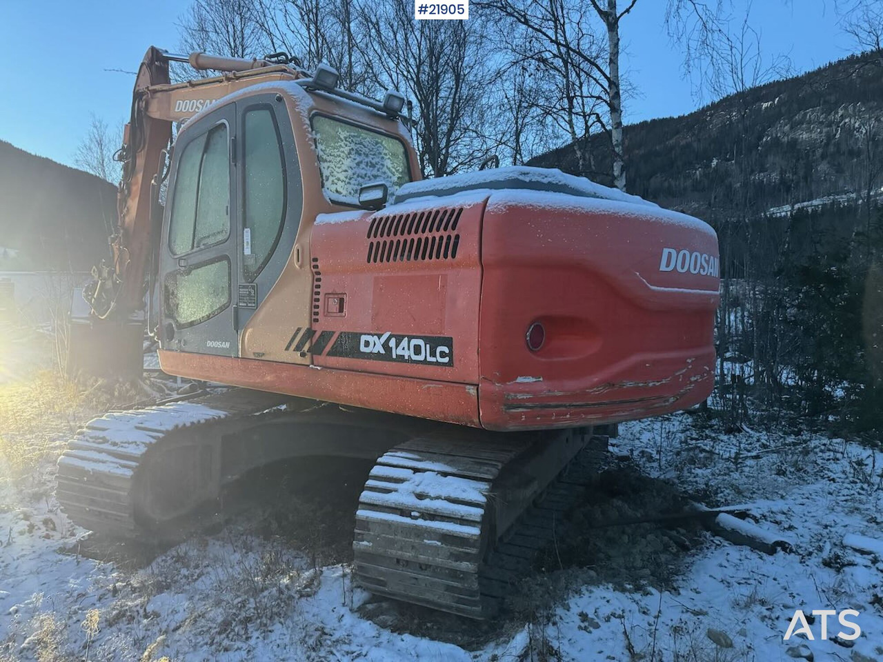Doosan DX140LC Beltegraver m/ Engcon tilt og 2 skuffer. Nye belter. - Beltegraver: bilde 5 Doosan DX140LC Beltegraver m/ Engcon tilt og 2 skuffer. Nye belter. - Beltegraver: bilde 5