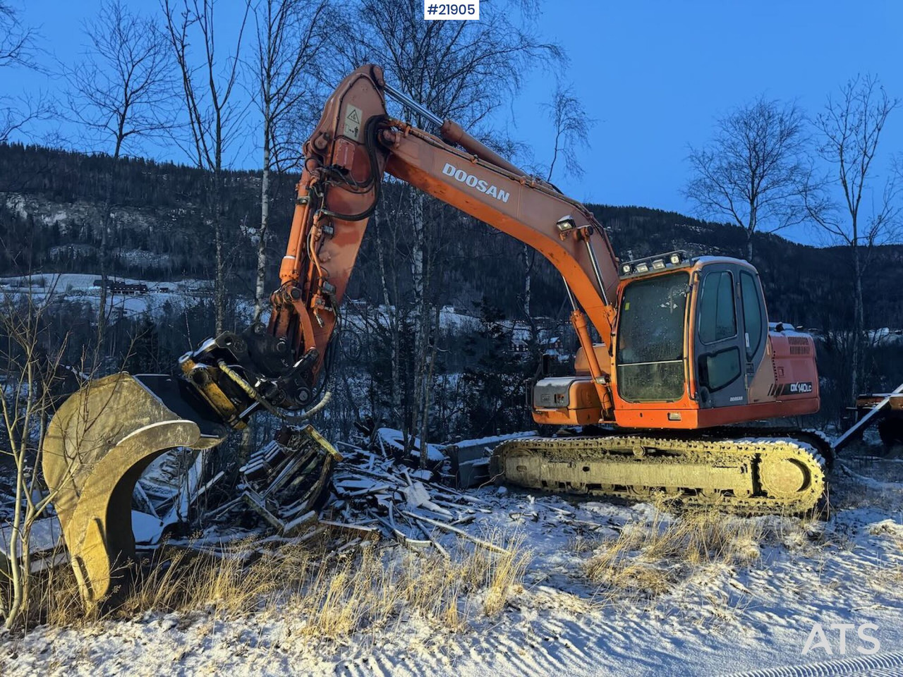 Doosan DX140LC Beltegraver m/ Engcon tilt og 2 skuffer. Nye belter. - Beltegraver: bilde 2 Doosan DX140LC Beltegraver m/ Engcon tilt og 2 skuffer. Nye belter. - Beltegraver: bilde 2