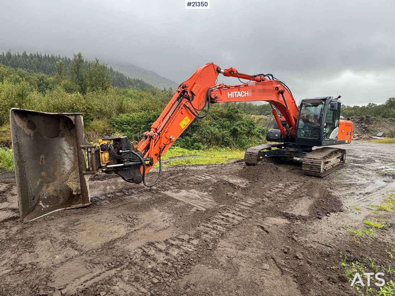 Hitachi ZX210LC - Gravemaskin: bilde 2 Hitachi ZX210LC - Gravemaskin: bilde 2