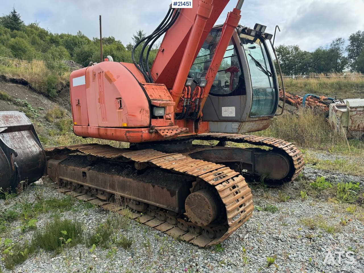 Hitachi ZX225 US - Beltegraver: bilde 5 Hitachi ZX225 US - Beltegraver: bilde 5