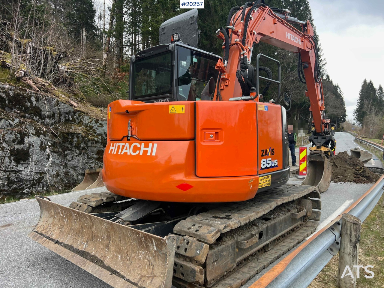 Gravemaskin Hitachi ZX85 US-6: bilde 11 Gravemaskin Hitachi ZX85 US-6: bilde 11