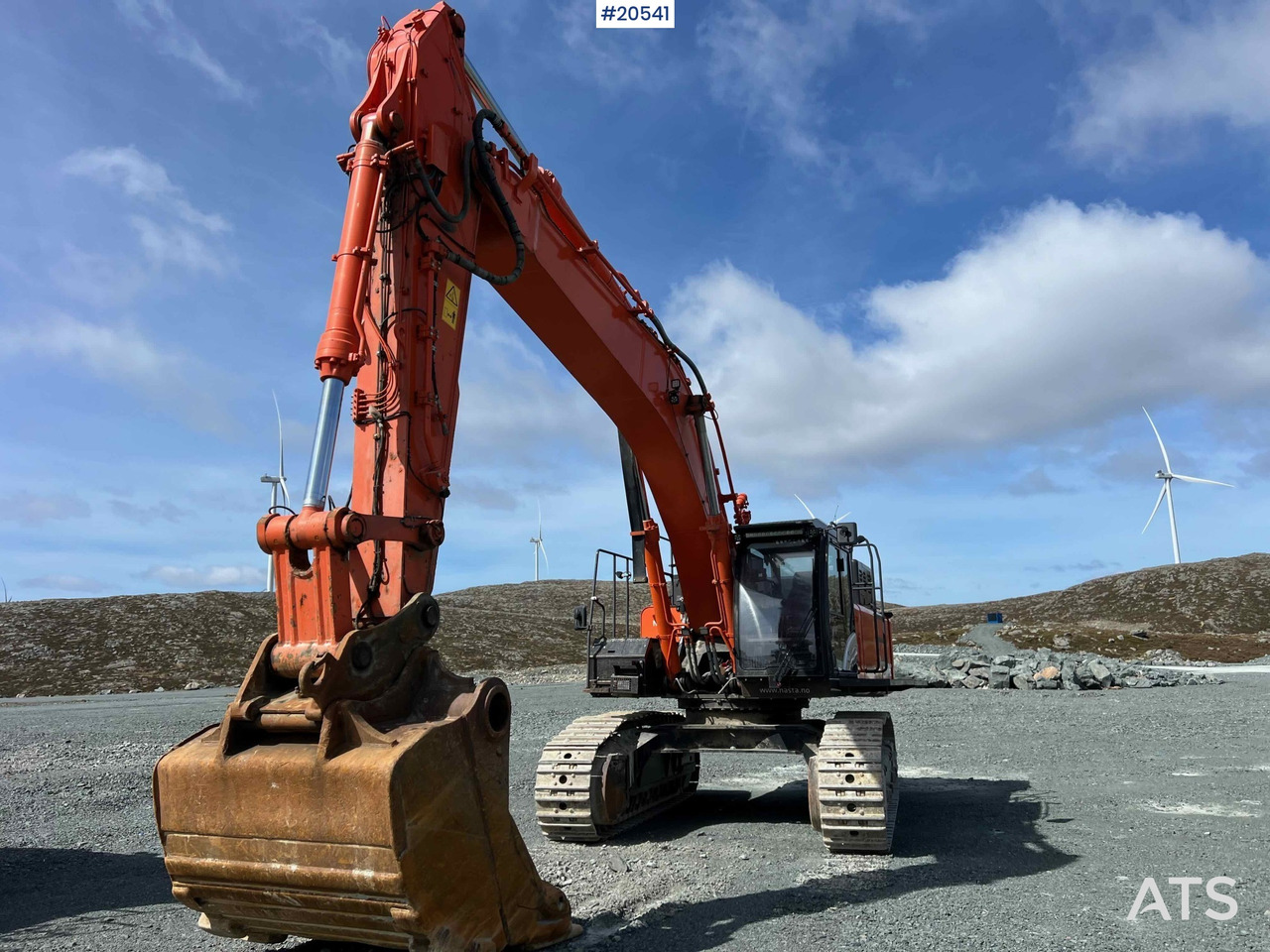 Hitachi zx530LCH-6 gravemaskin m/ graveskuffe. SE VIDEO - Gravemaskin: bilde 3 Hitachi zx530LCH-6 gravemaskin m/ graveskuffe. SE VIDEO - Gravemaskin: bilde 3
