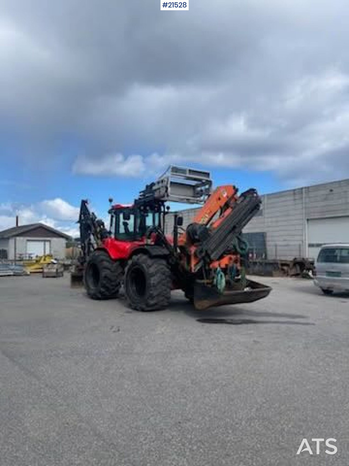 Huddig 1260C Traktorgraver m/ Palfinger kran, Lift, rototilt og skuffe - Traktorgraver: bilde 4 Huddig 1260C Traktorgraver m/ Palfinger kran, Lift, rototilt og skuffe - Traktorgraver: bilde 4