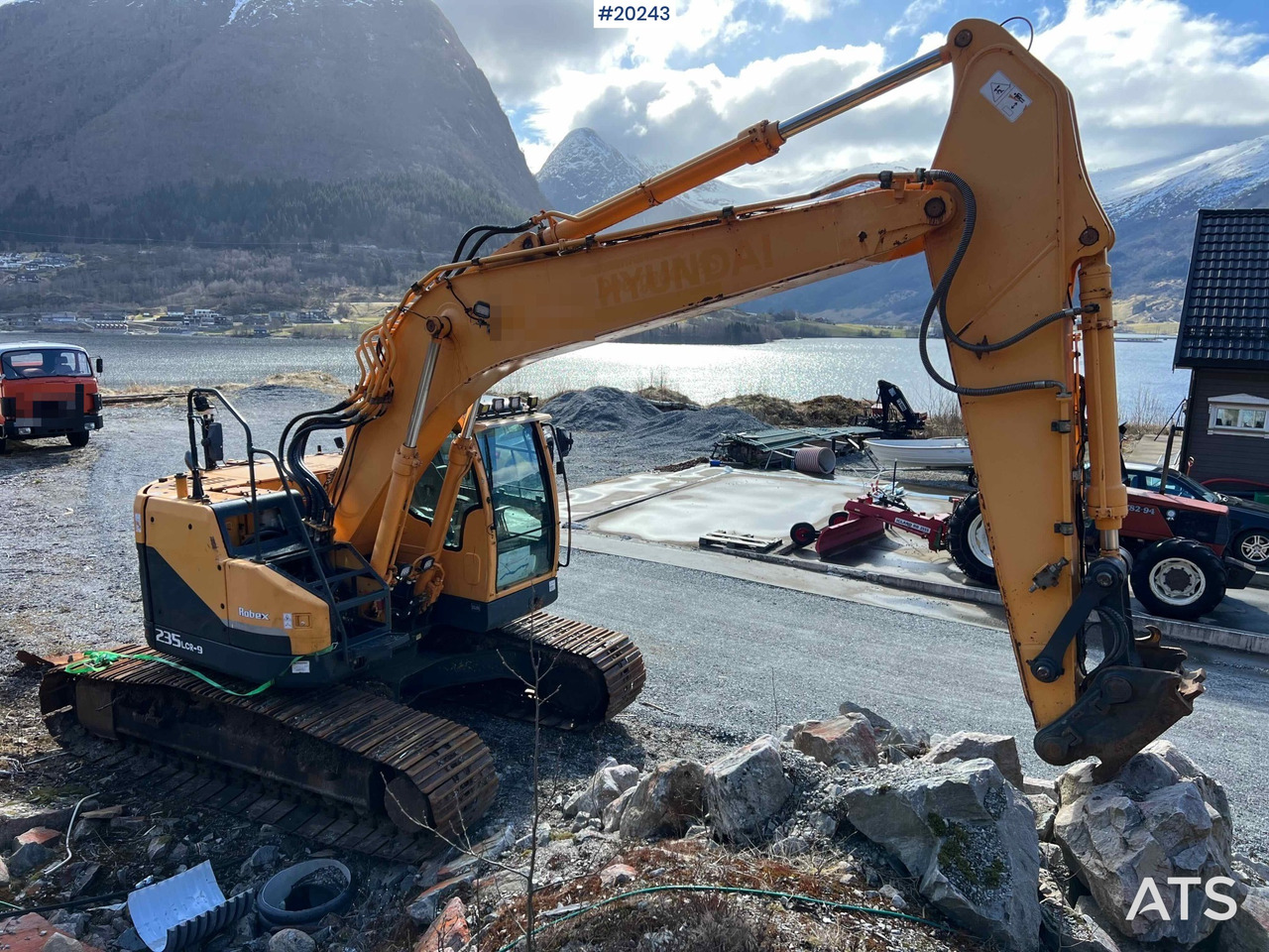 Hyundai Robex 235LCR-9 - Gravemaskin: bilde 1 Hyundai Robex 235LCR-9 - Gravemaskin: bilde 1