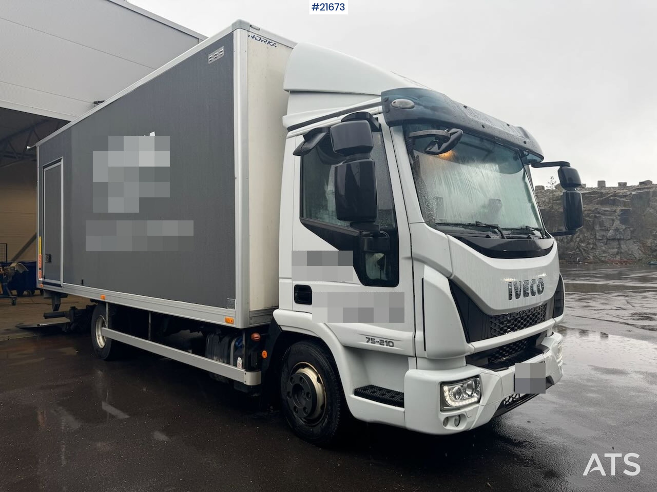 Iveco 2016 Iveco 75-210 4x2 skapbil m/ lift - Skapbil: bilde 1 Iveco 2016 Iveco 75-210 4x2 skapbil m/ lift - Skapbil: bilde 1