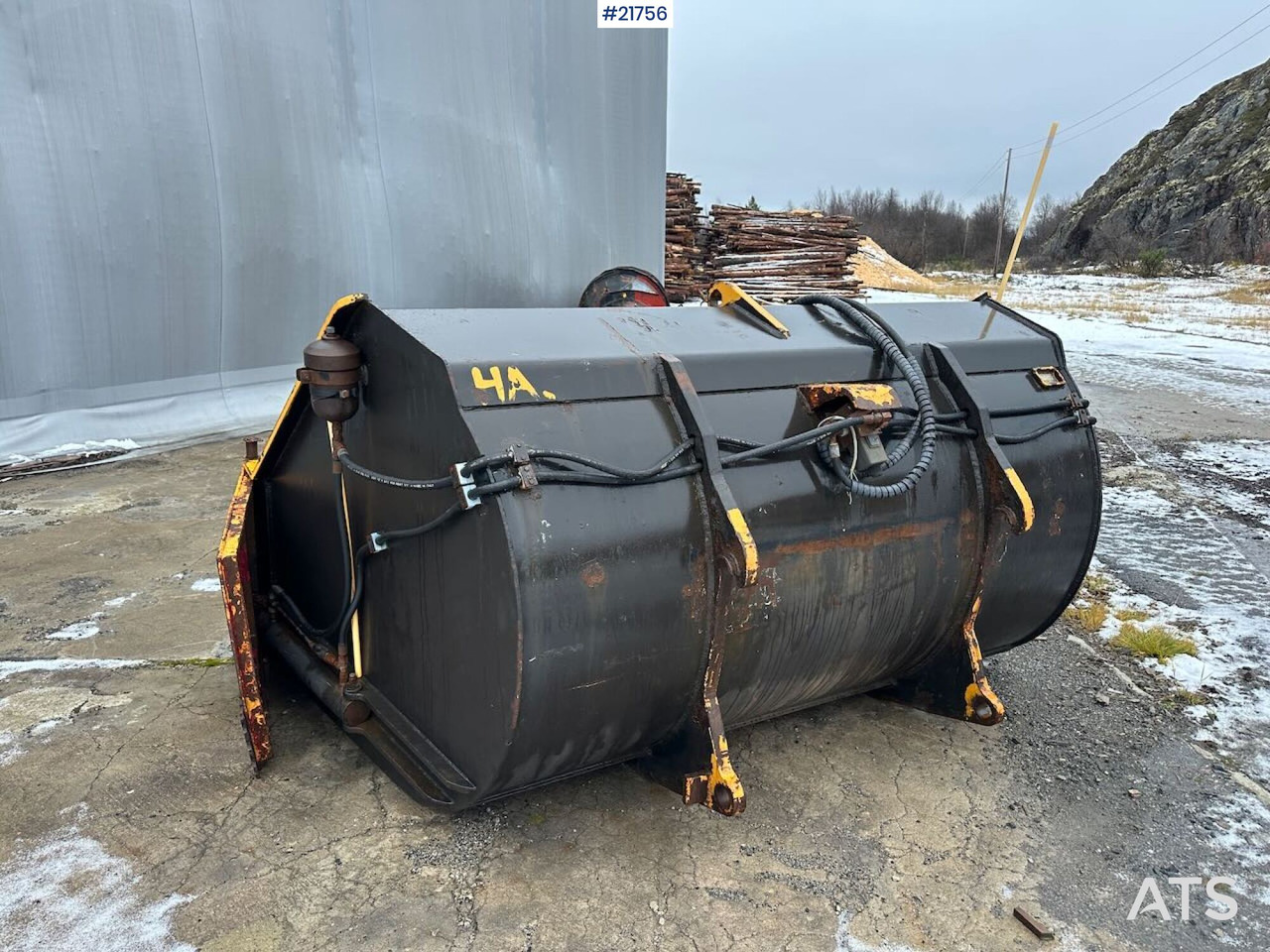 Klappvingeskuffe til hjullaster - Lasterskuffe: bilde 5 Klappvingeskuffe til hjullaster - Lasterskuffe: bilde 5