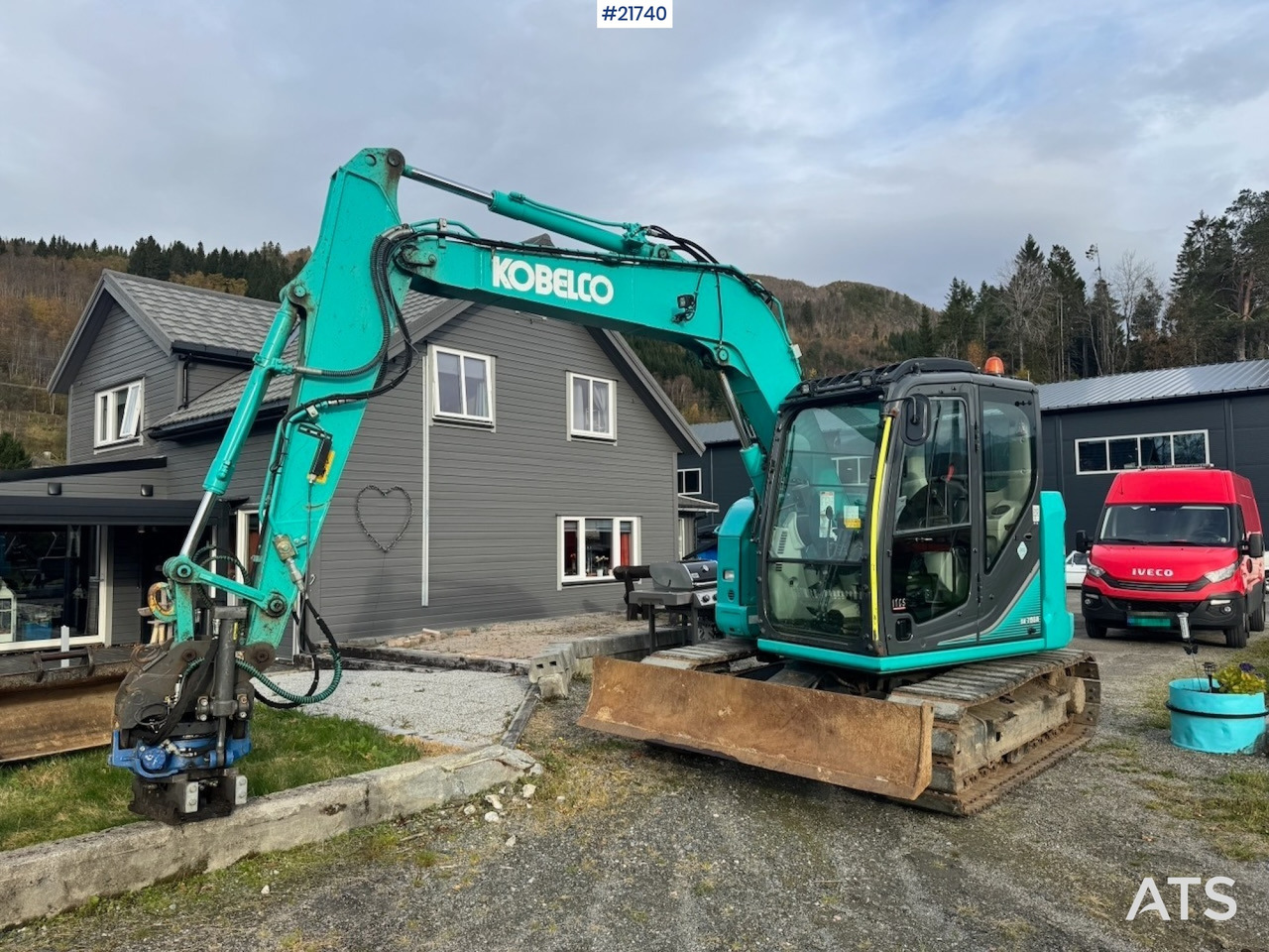 Kobelco 2018 Kobelco SK75SR-3E m/ Rototilt, 2 skuffer og Klype. 1850 timer! - Beltegraver: bilde 1 Kobelco 2018 Kobelco SK75SR-3E m/ Rototilt, 2 skuffer og Klype. 1850 timer! - Beltegraver: bilde 1