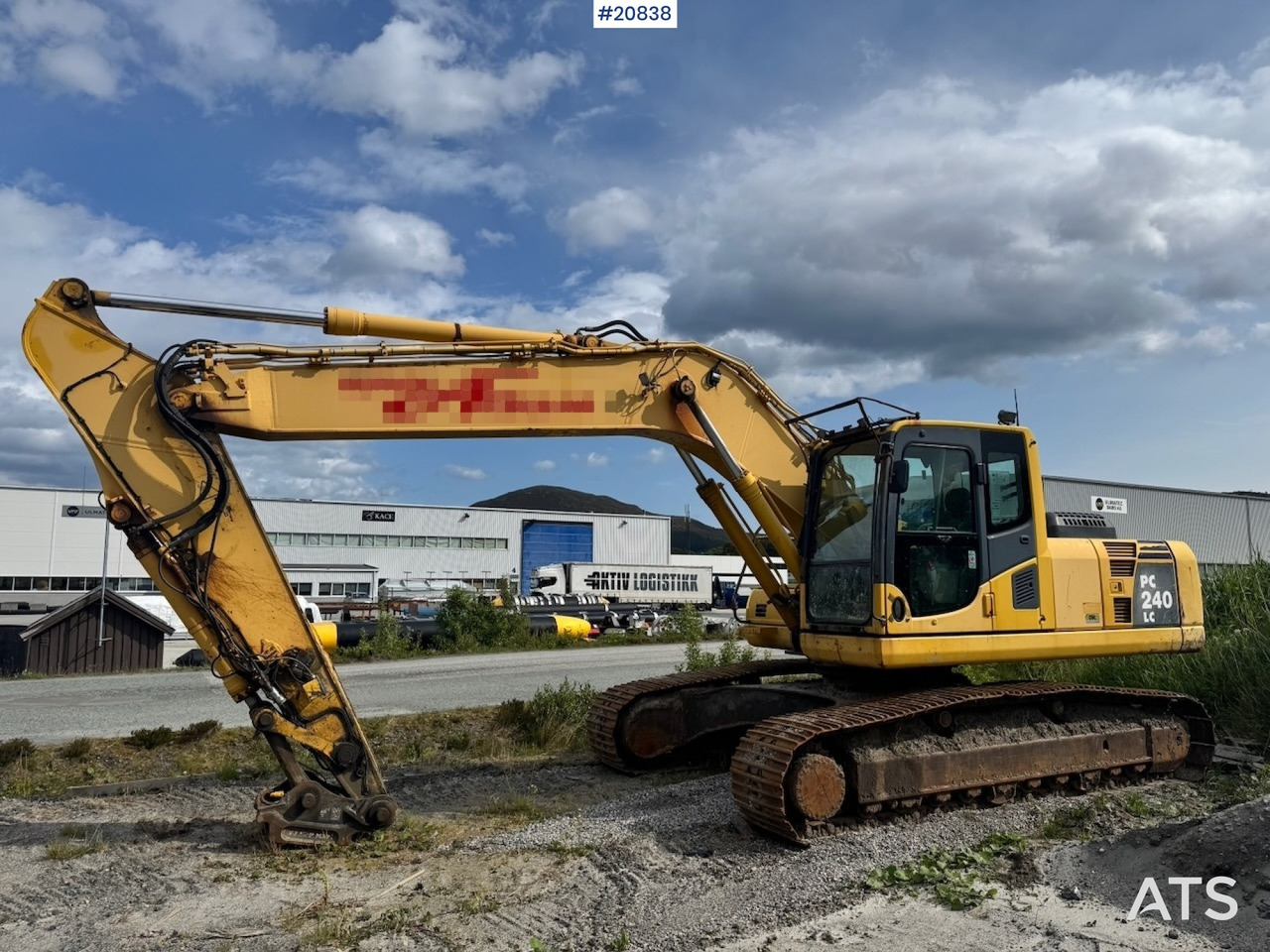 Komatsu PC240LC-8 - Beltegraver: bilde 2 Komatsu PC240LC-8 - Beltegraver: bilde 2