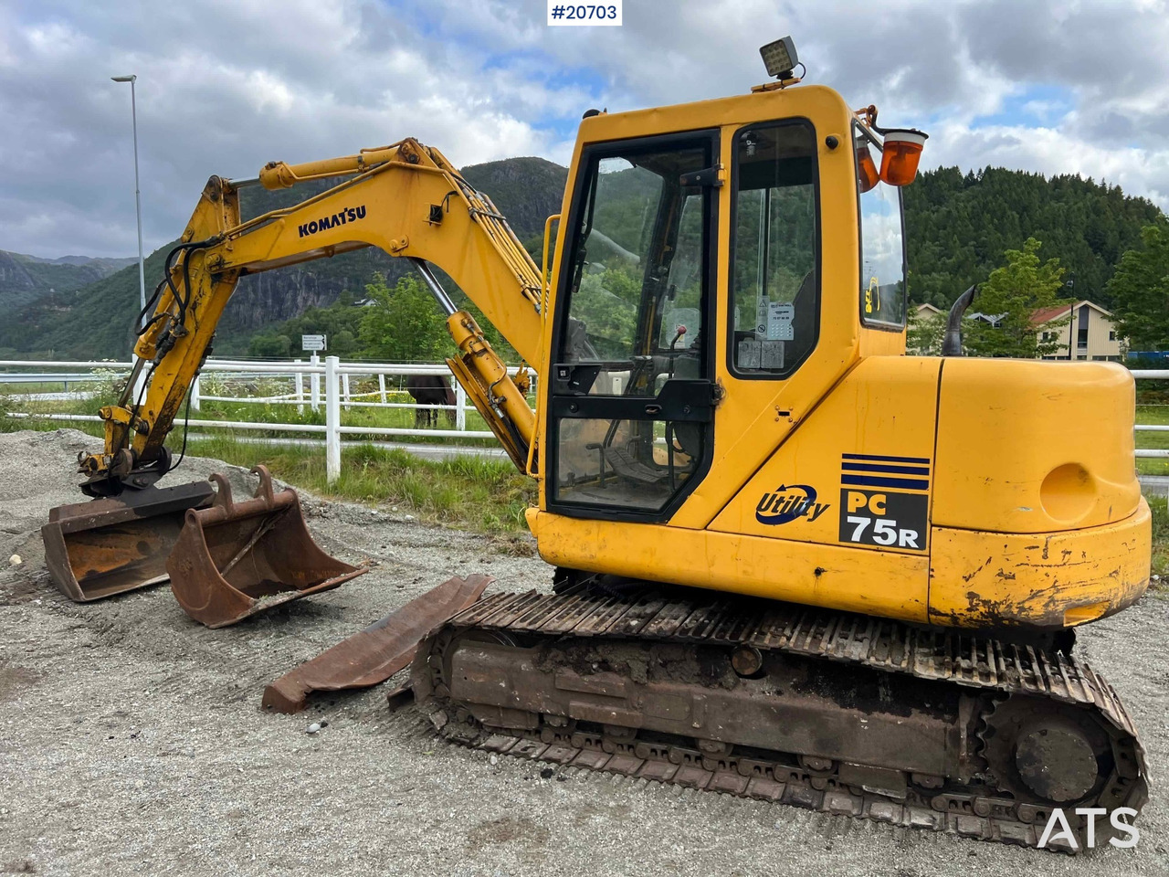 Komatsu PC75 - Gravemaskin: bilde 5 Komatsu PC75 - Gravemaskin: bilde 5