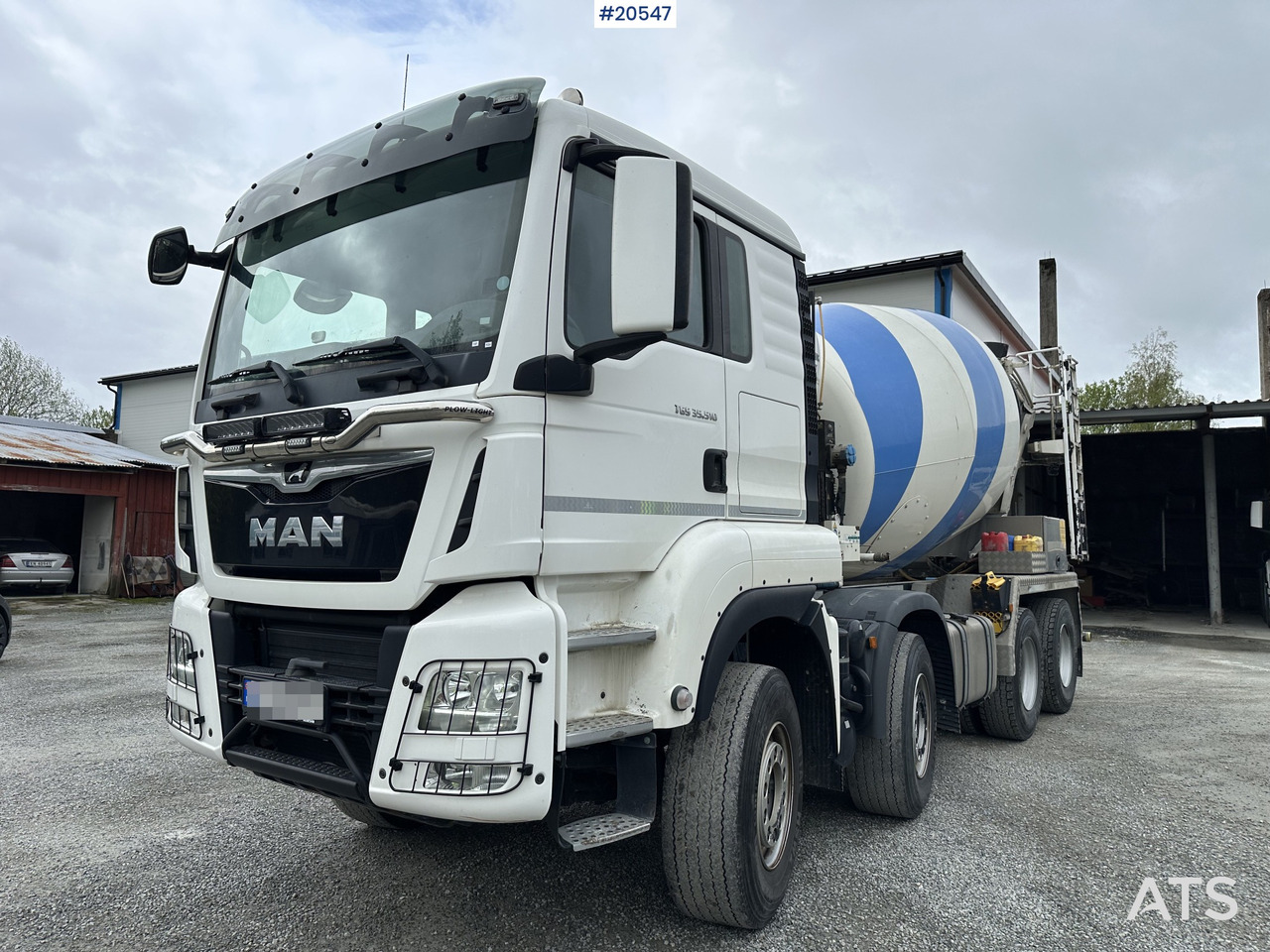 MAN TGS 35.510 8x4 betongbil med 9 meter hydr. renne (gullavtale) - Betongbil: bilde 2 MAN TGS 35.510 8x4 betongbil med 9 meter hydr. renne (gullavtale) - Betongbil: bilde 2