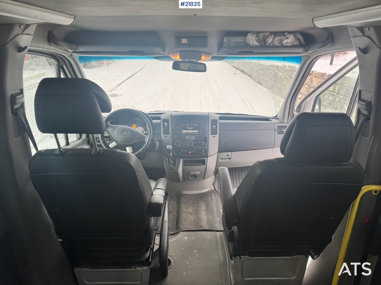 Leie Mercedes Sprinter 316 Minibuss. 9 seter og Rullestolrampe. SE VIDEO Mercedes Sprinter 316 Minibuss. 9 seter og Rullestolrampe. SE VIDEO: bilde 25