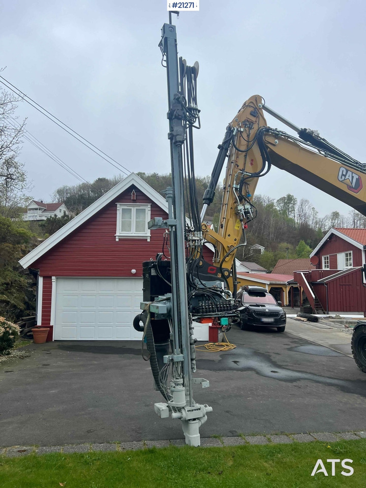 Montabert micro borretårn betydelig oppgradert m/ hc25 hammer og stangskifter - Borustyr: bilde 1 Montabert micro borretårn betydelig oppgradert m/ hc25 hammer og stangskifter - Borustyr: bilde 1