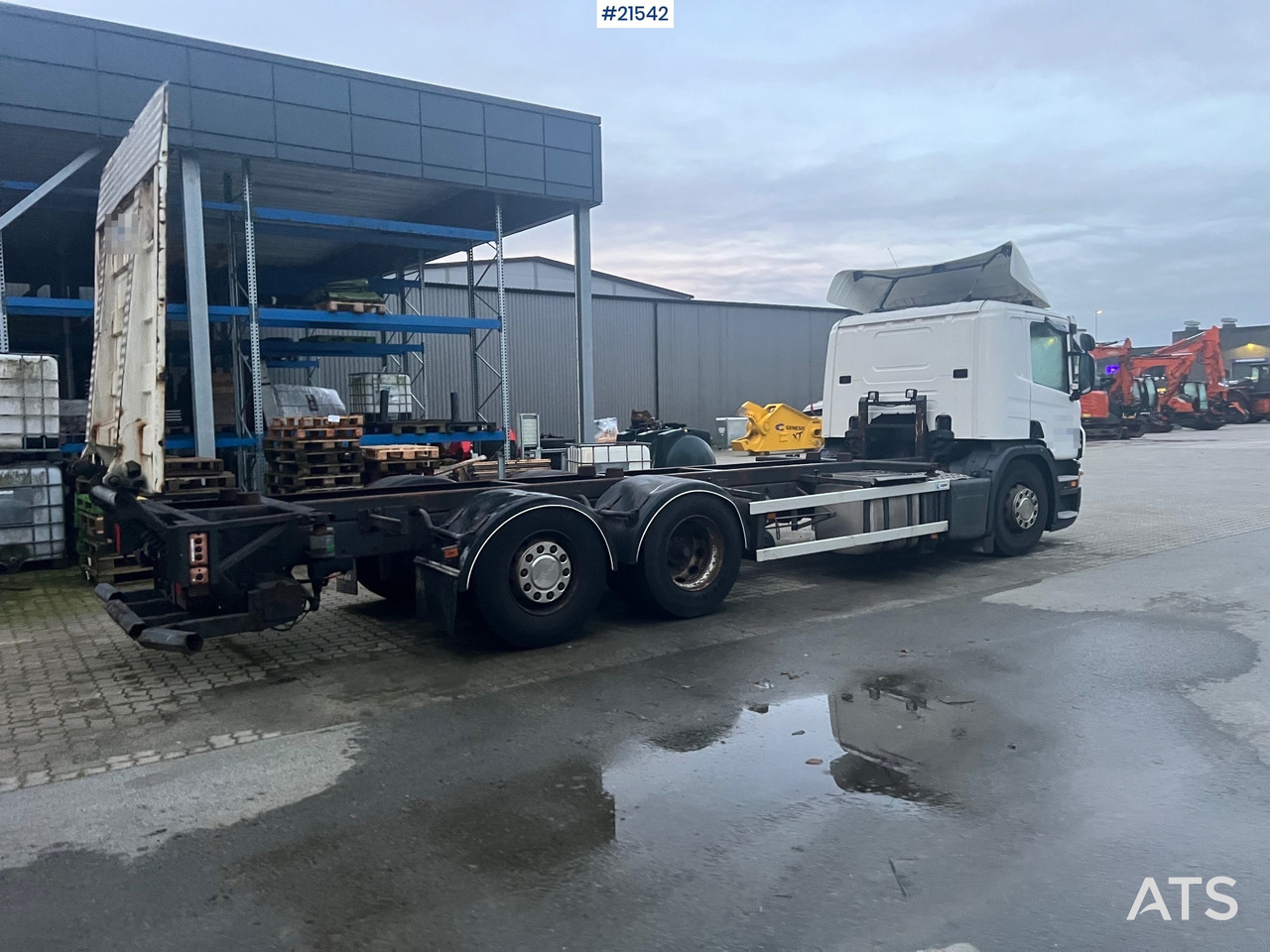 Chassis lastebil Scania P420 6x2 chassi m/ lift Rep.Objekt: bilde 18 Chassis lastebil Scania P420 6x2 chassi m/ lift Rep.Objekt: bilde 18