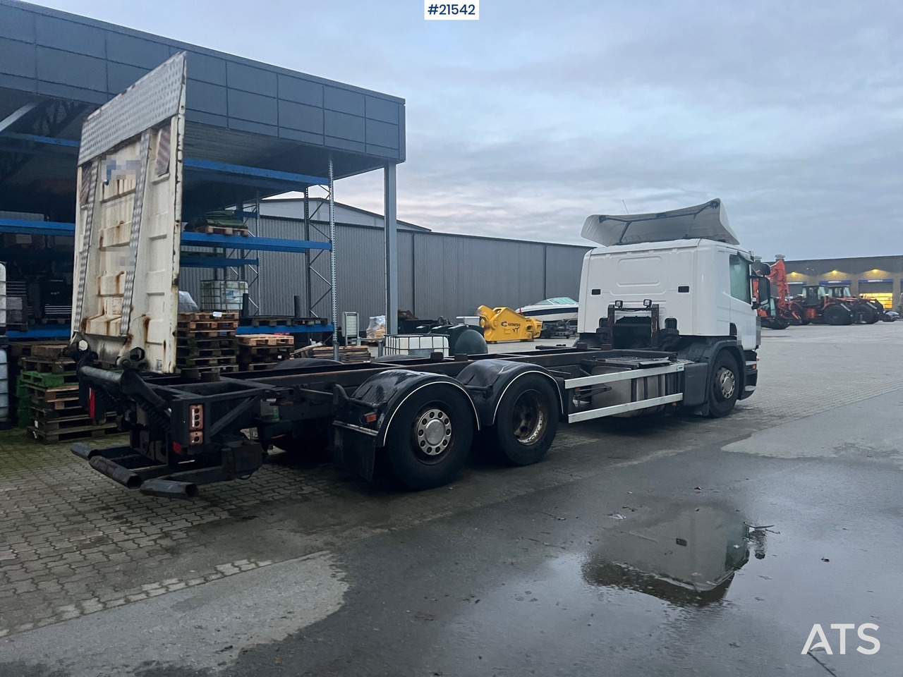Chassis lastebil Scania P420 6x2 chassi m/ lift Rep.Objekt: bilde 19 Chassis lastebil Scania P420 6x2 chassi m/ lift Rep.Objekt: bilde 19