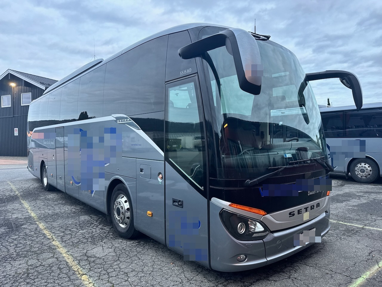 Setra S515HD Turbuss. 53 seter. - Turistbuss: bilde 1 Setra S515HD Turbuss. 53 seter. - Turistbuss: bilde 1
