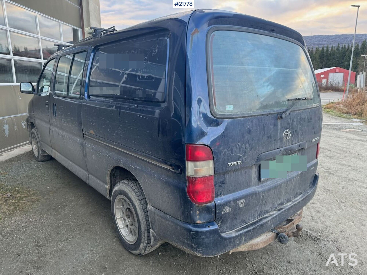 Toyota HIACE - Kassebil: bilde 5 Toyota HIACE - Kassebil: bilde 5