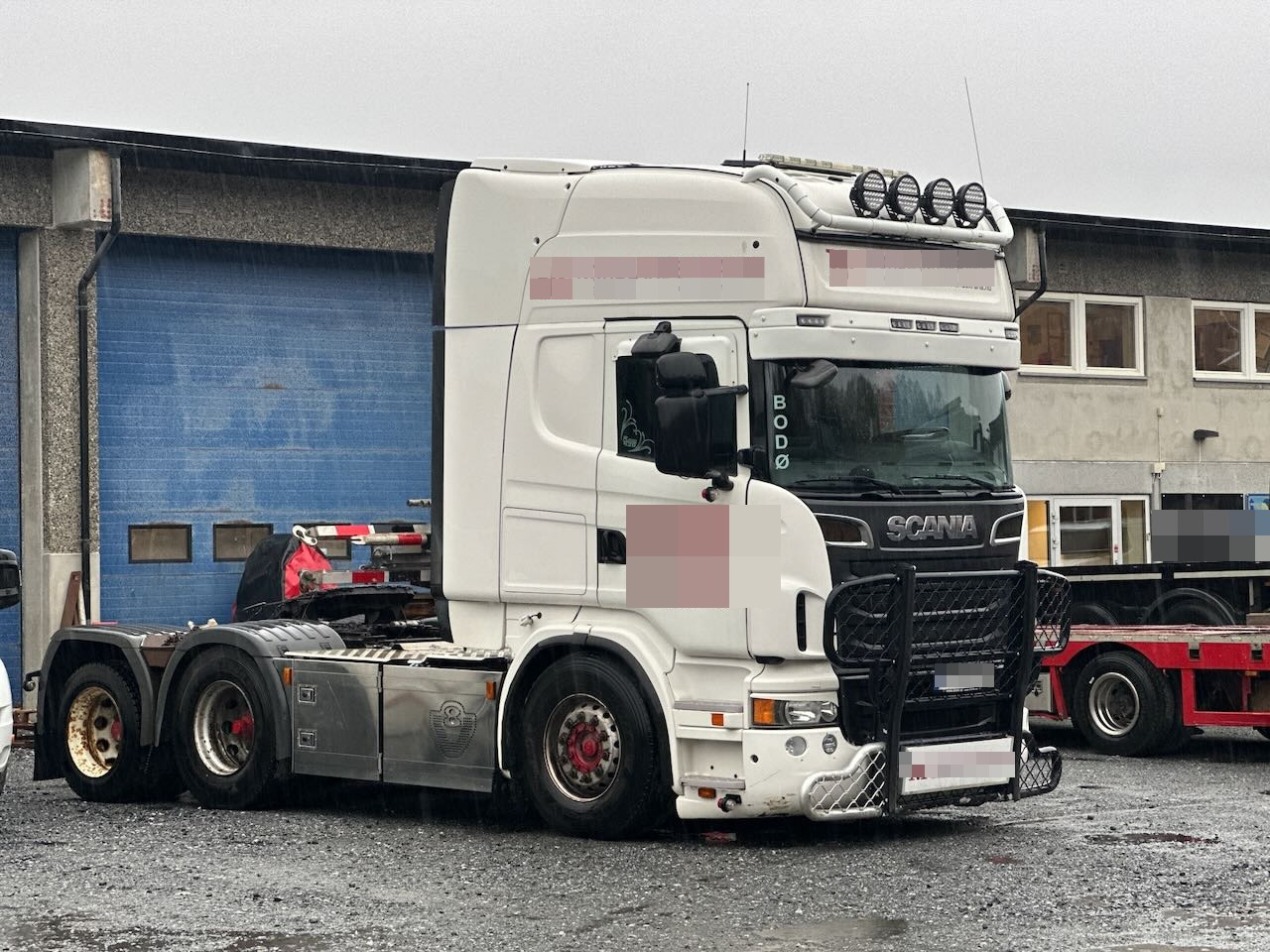 Scania R620 trekkvogn m/ NATO kontakt og lav km stand. Se video - Trekkvogn: bilde 1 Scania R620 trekkvogn m/ NATO kontakt og lav km stand. Se video - Trekkvogn: bilde 1