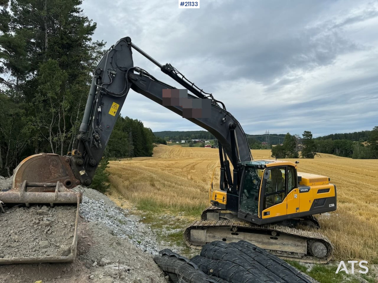 Volvo EC250DL - Beltegraver: bilde 1 Volvo EC250DL - Beltegraver: bilde 1