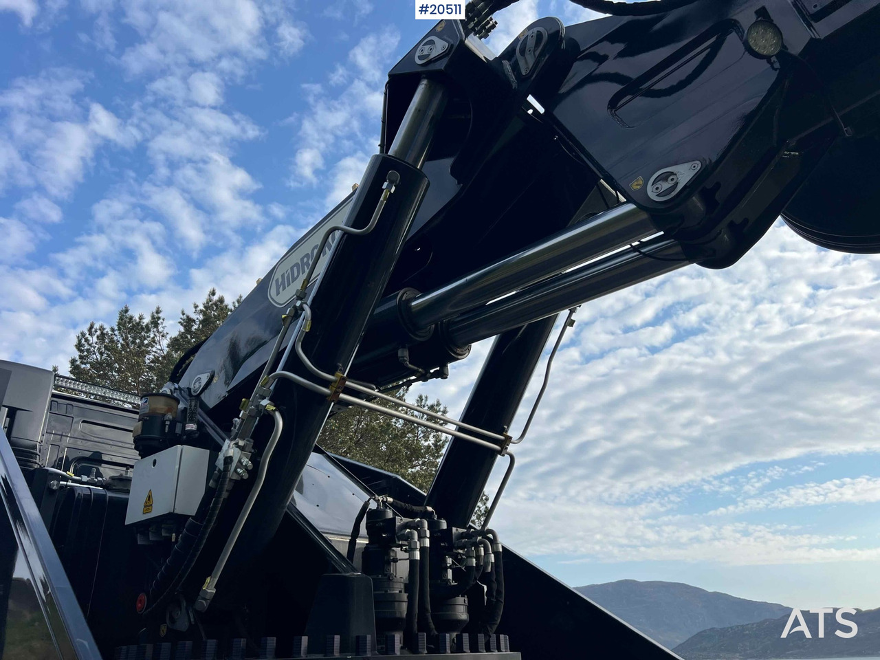 Leie Volvo FH 540 8x2 Kranbil m/ 2021 165 t/m HIDROKON kran m/ jibb og vinsj og enn masse utstyr! SE VIDEO Volvo FH 540 8x2 Kranbil m/ 2021 165 t/m HIDROKON kran m/ jibb og vinsj og enn masse utstyr! SE VIDEO: bilde 29