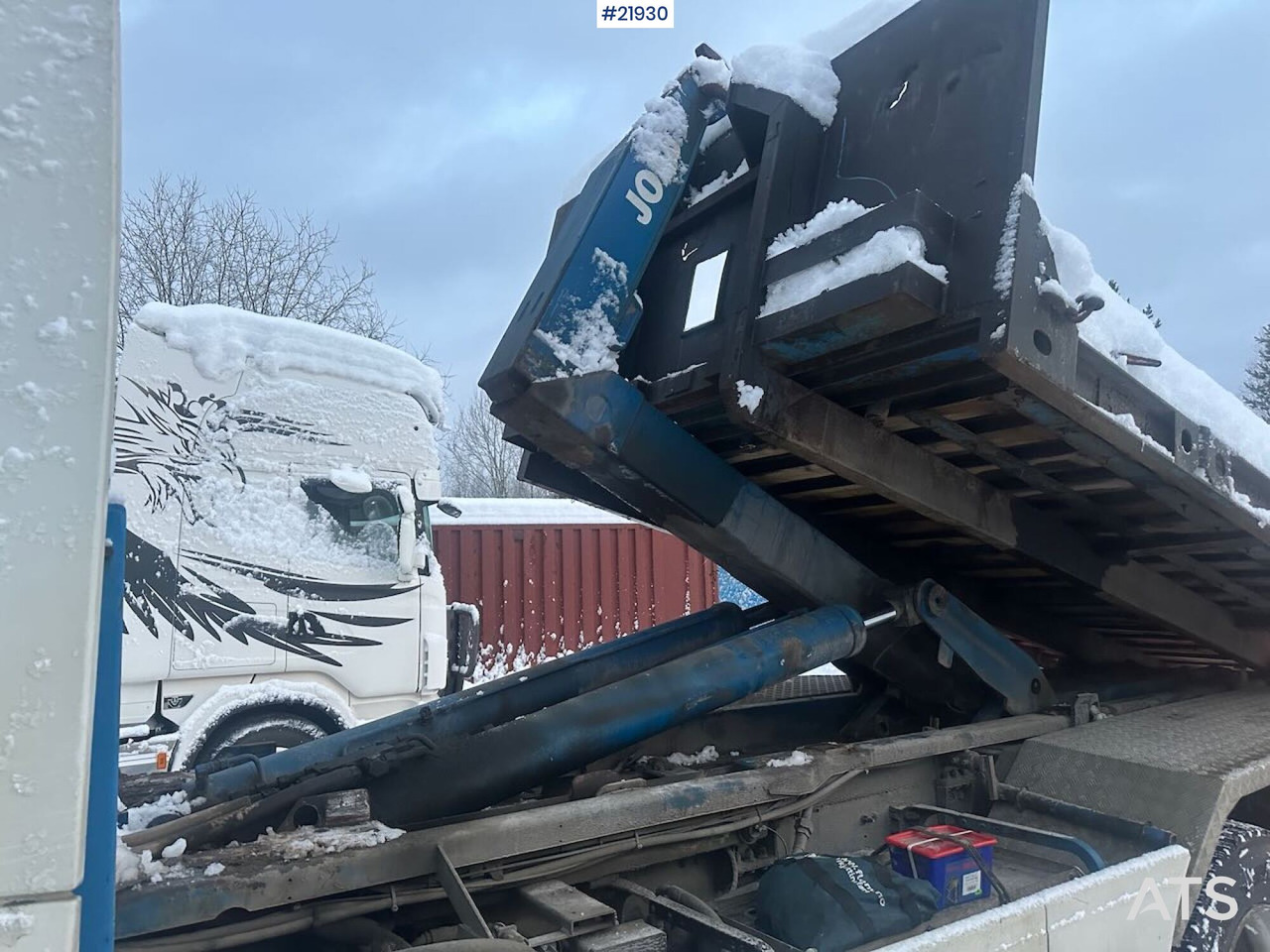 Krokbil Volvo FH12 brøyterigget krokbil m/ danskerumpe og flak. SE VIDEO: bilde 18 Krokbil Volvo FH12 brøyterigget krokbil m/ danskerumpe og flak. SE VIDEO: bilde 18