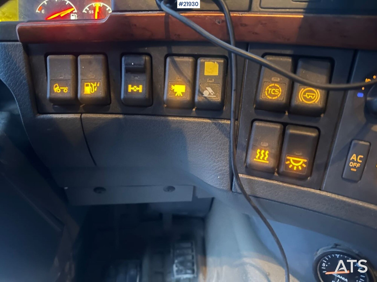 Krokbil Volvo FH12 brøyterigget krokbil m/ danskerumpe og flak. SE VIDEO: bilde 34 Krokbil Volvo FH12 brøyterigget krokbil m/ danskerumpe og flak. SE VIDEO: bilde 34