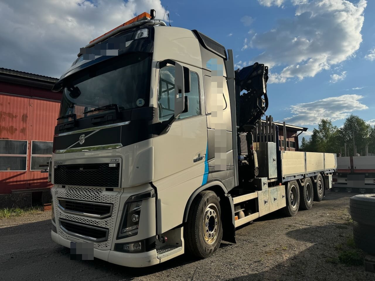 Volvo FH16 Tridem kranbil m/ 43 t/m Fassi kran - Kranbil: bilde 1 Volvo FH16 Tridem kranbil m/ 43 t/m Fassi kran - Kranbil: bilde 1