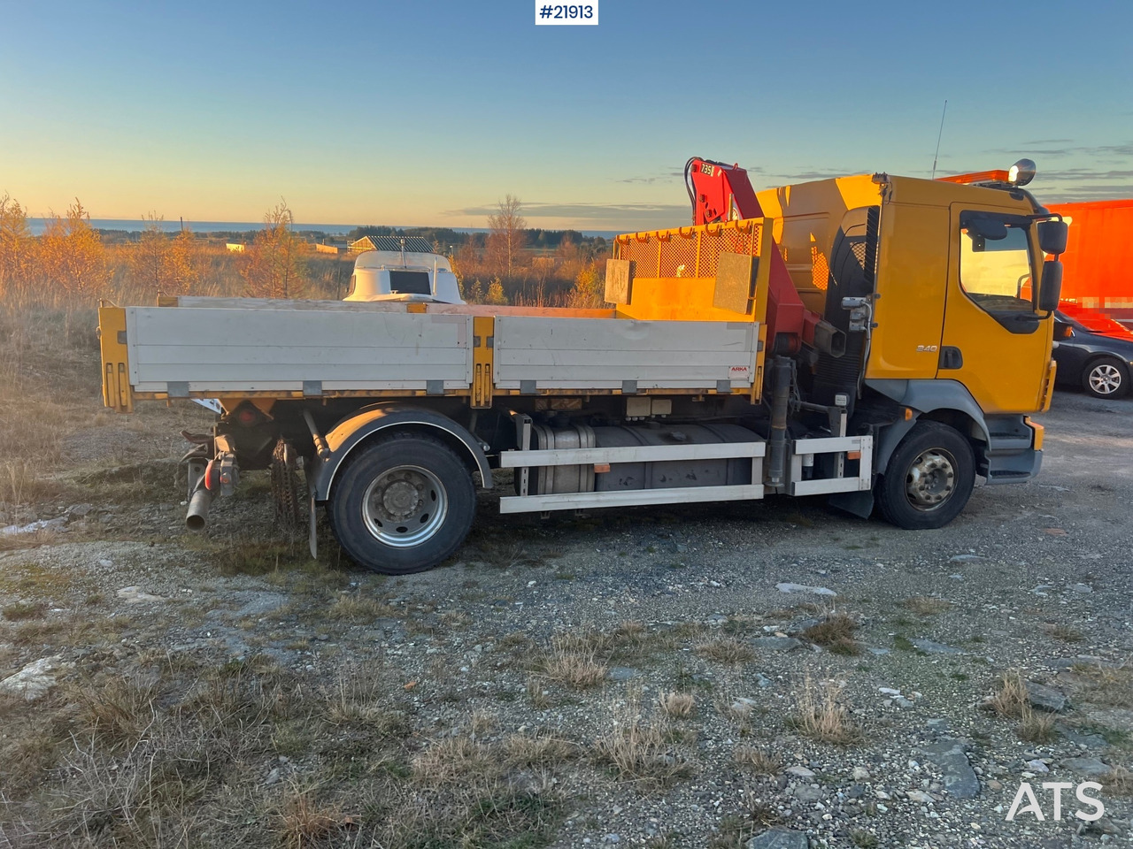 Volvo FL240 - Kranbil: bilde 3 Volvo FL240 - Kranbil: bilde 3