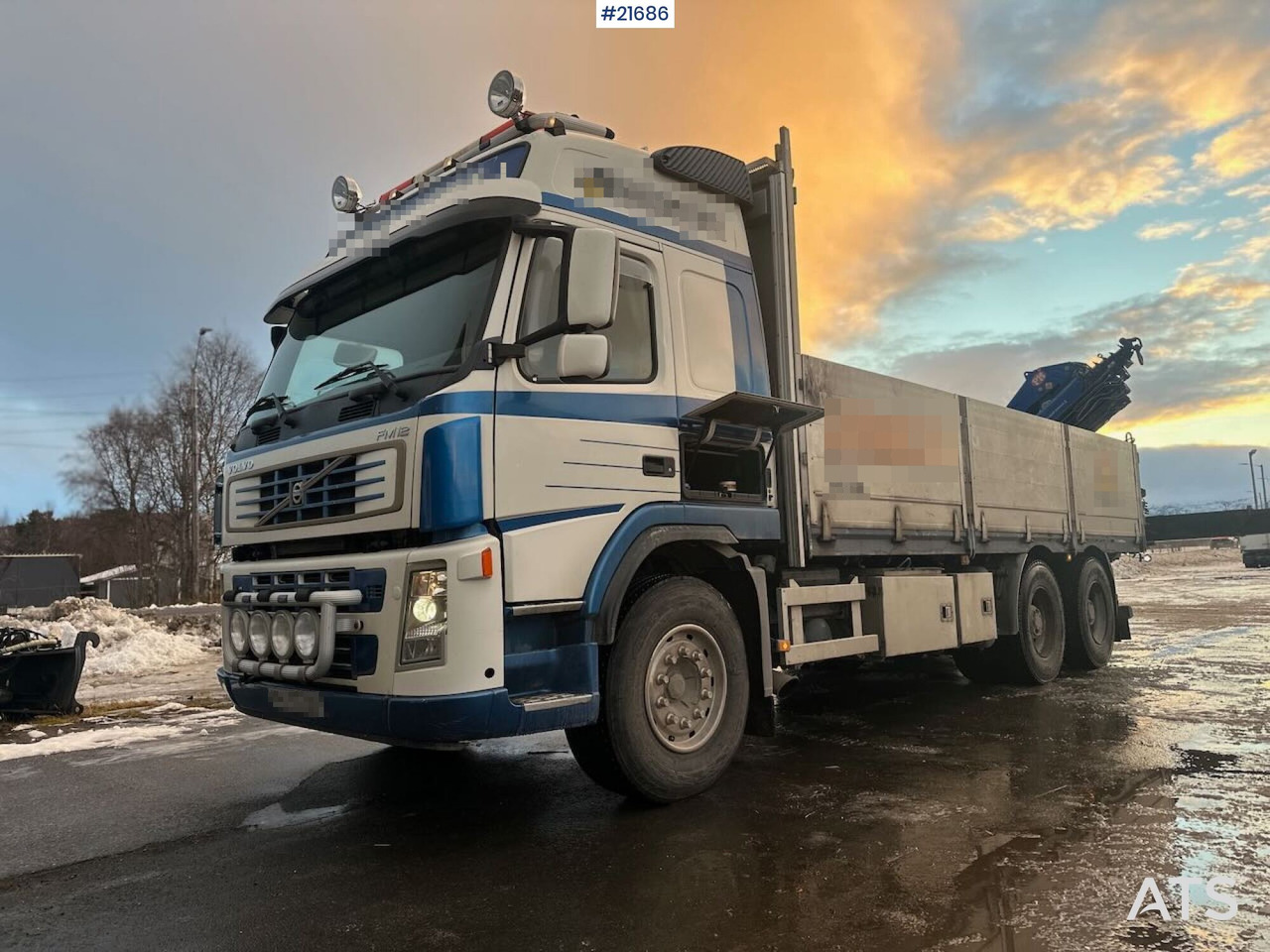 Volvo FM12 Globetrotter 6x4 kranbil m/ bak montert 18 t/m kran og vinsj. SE VIDEO - Kranbil: bilde 1 Volvo FM12 Globetrotter 6x4 kranbil m/ bak montert 18 t/m kran og vinsj. SE VIDEO - Kranbil: bilde 1