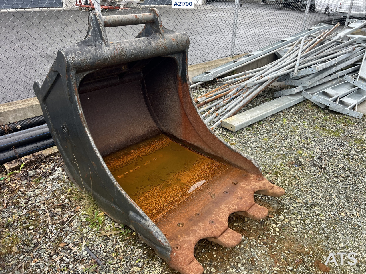 Gravemaskin Volvo ec210cl gravemaskin m/ rototilt, pusseskuffe og tannskuffe: bilde 33 Gravemaskin Volvo ec210cl gravemaskin m/ rototilt, pusseskuffe og tannskuffe: bilde 33