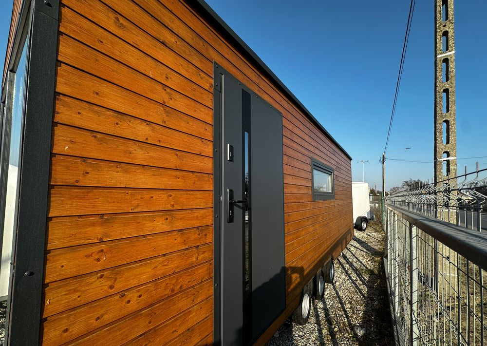 Boro Drewniany DOMEK MOBILNY na przyczepie 7,5m x 2,5m - Campingvogn: bilde 2 Boro Drewniany DOMEK MOBILNY na przyczepie 7,5m x 2,5m - Campingvogn: bilde 2