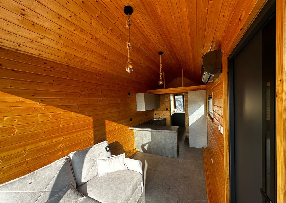 Boro Drewniany DOMEK MOBILNY na przyczepie 7,5m x 2,5m - Campingvogn: bilde 3 Boro Drewniany DOMEK MOBILNY na przyczepie 7,5m x 2,5m - Campingvogn: bilde 3