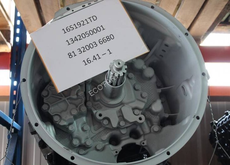 MAN 16S181IT / 16S1921 IT / 16S2221 IT Boite entièrement reconditionnée garantie 1 AN 16S1921TD / 1342050001 / 81320036680 16S2221TD / 1343050019 / 81320046017 16S1921TD / 1342050001 / 81320036680 16S2321 - Transmisjon for Lastebil: bilde 1 MAN 16S181IT / 16S1921 IT / 16S2221 IT Boite entièrement reconditionnée garantie 1 AN 16S1921TD / 1342050001 / 81320036680 16S2221TD / 1343050019 / 81320046017 16S1921TD / 1342050001 / 81320036680 16S2321 - Transmisjon for Lastebil: bilde 1