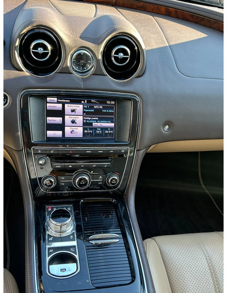 Sedan Jaguar XJ 3.0 V6D 275 PK /AUTOM / PANO DAK / VOL LEDER / MERIDAN / EXPORT PRICE: bilde 7 Sedan Jaguar XJ 3.0 V6D 275 PK /AUTOM / PANO DAK / VOL LEDER / MERIDAN / EXPORT PRICE: bilde 7