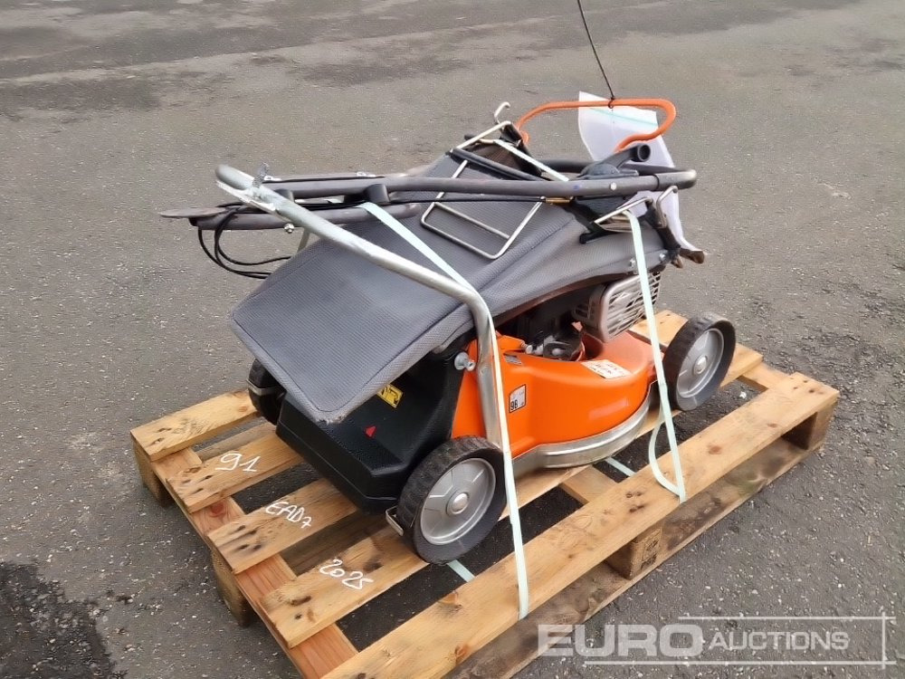 2011 Husqvarna WC 48 Se Walk Behind Petrol Lawnmower - Anleggsmaskiner: bilde 1 2011 Husqvarna WC 48 Se Walk Behind Petrol Lawnmower - Anleggsmaskiner: bilde 1