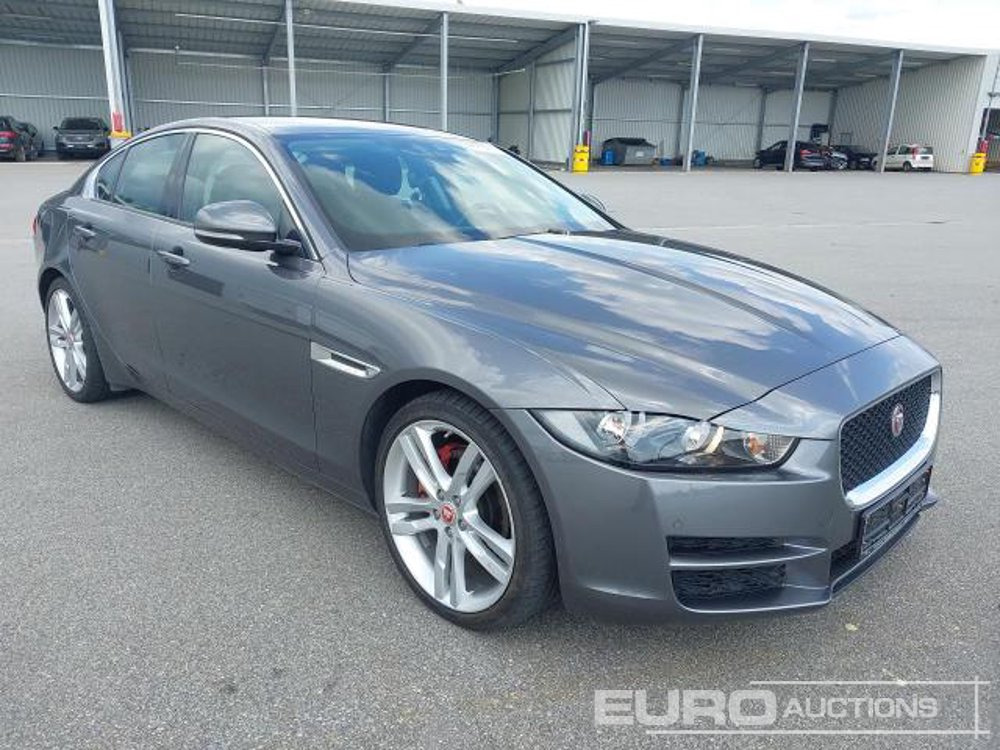 2015 Jaguar XE - Personenbil: bilde 4 2015 Jaguar XE - Personenbil: bilde 4